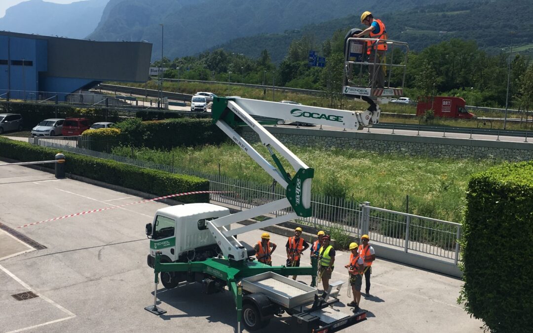 Aggiornamento piattaforma di lavoro mobile elevabile P.L.E. – Abilitazione (4 ore + esami)